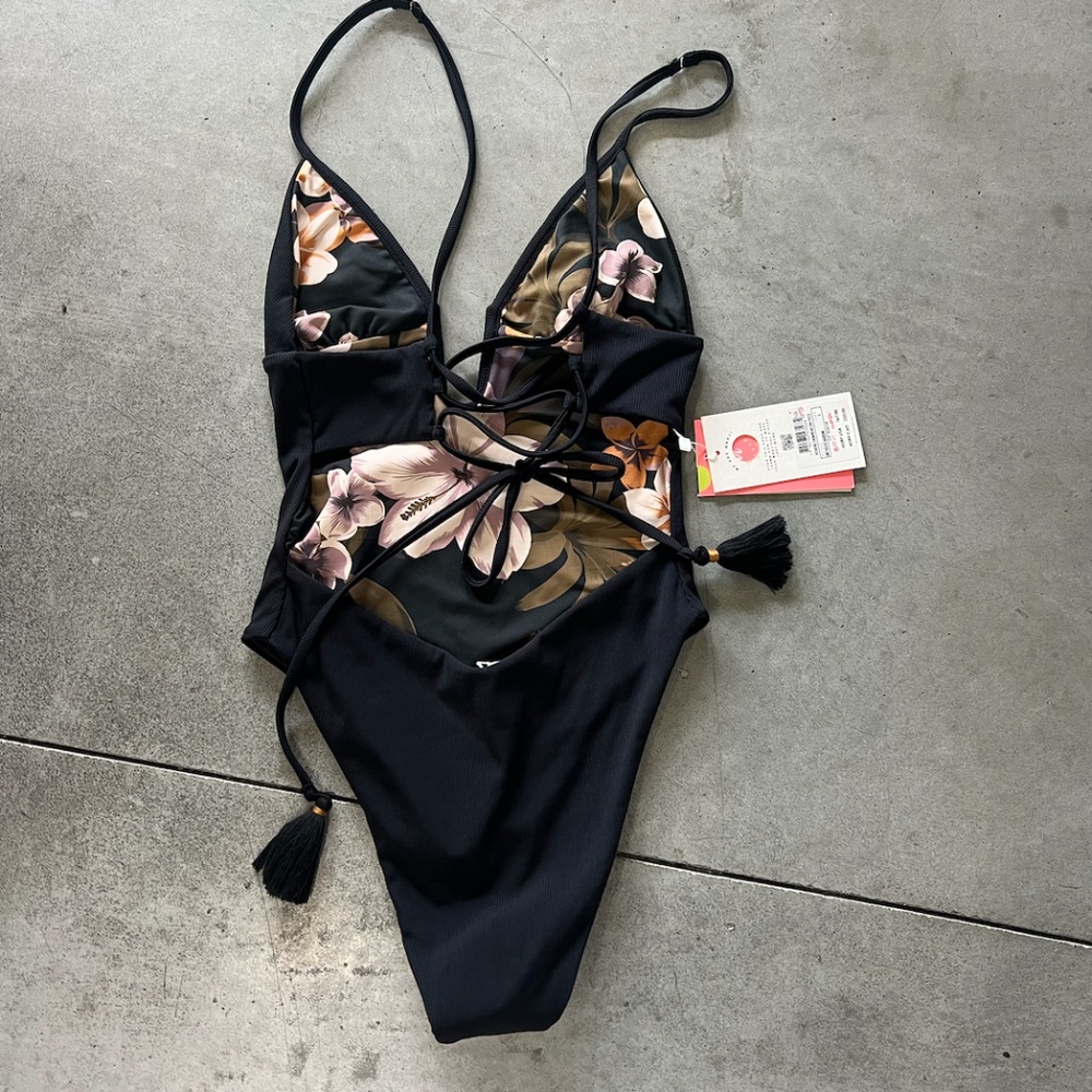 MAAJI One piece reversible swimsuit NWT - Picture 2 of 4
